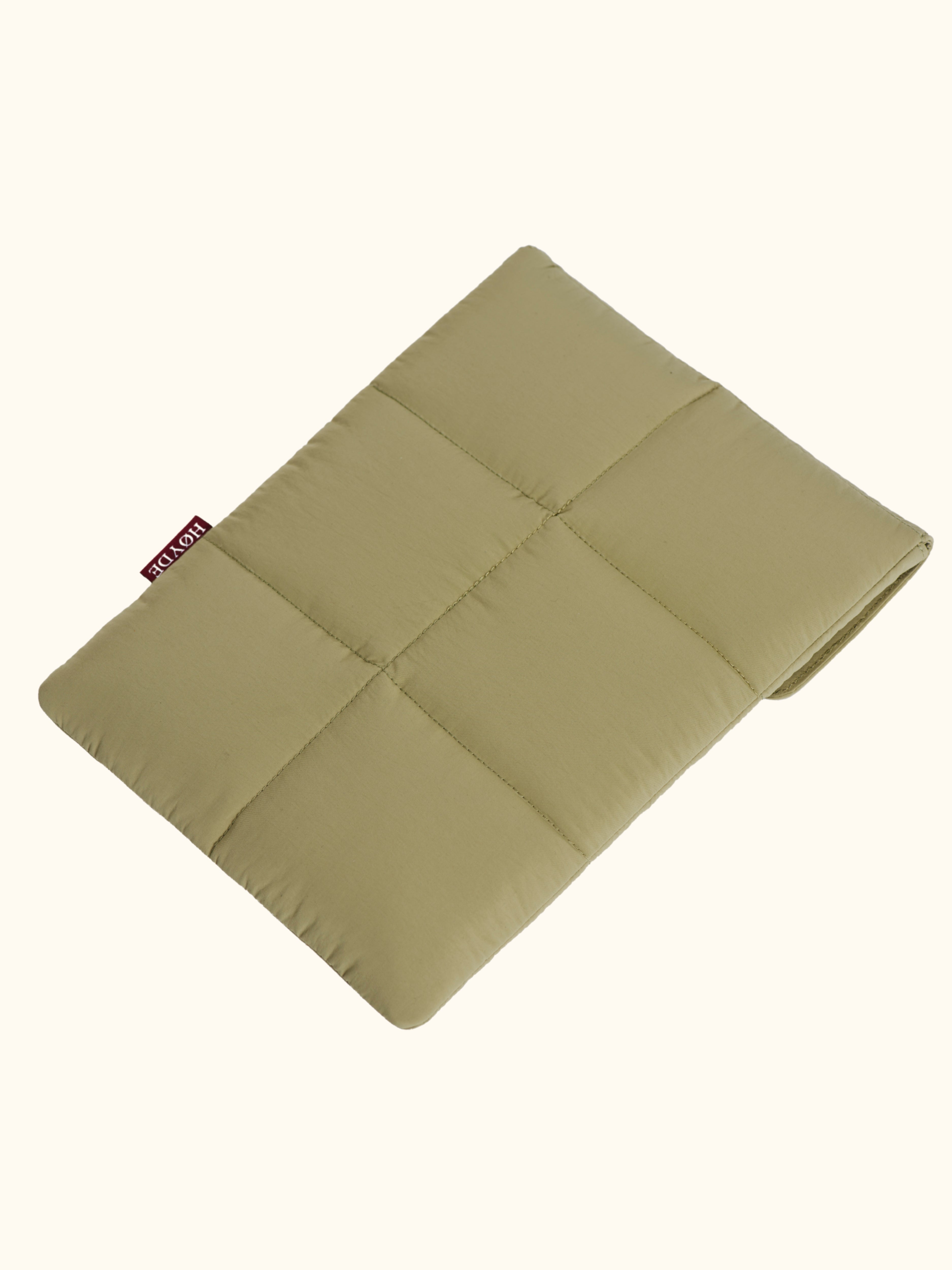 Laptop Sleeve 14 / 13 inch Puffy Pistache